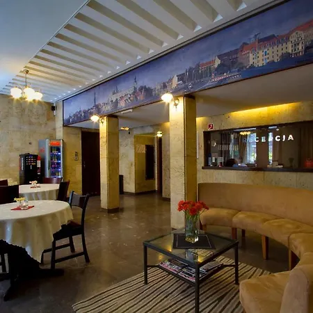 Gryf Hostel *
