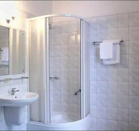 Gryf Hostel *